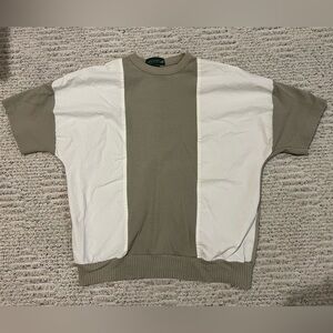 Vintage 1970s Men’s Taupe and White Short Sleeve Shirt